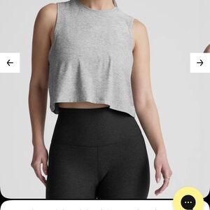 NWT)Beyond Yoga Featherweight Minimal Cropped Tank